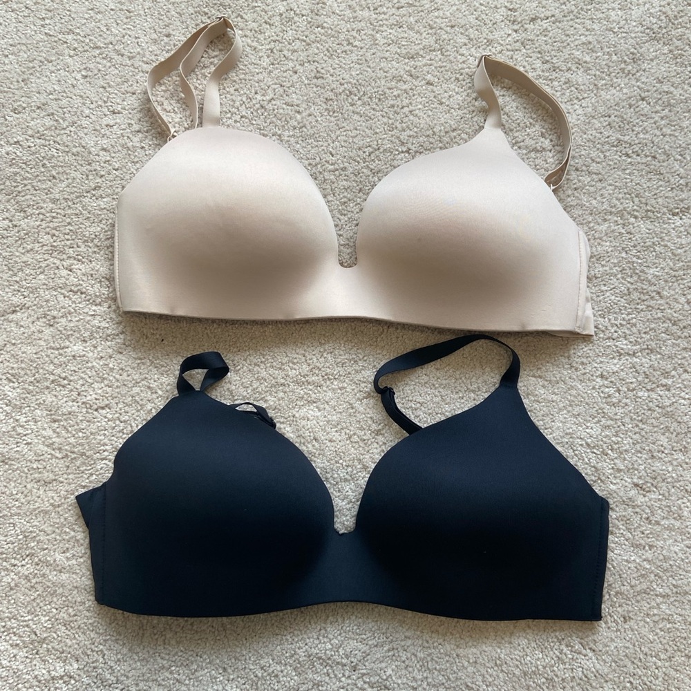 Uniqlo 3D Hold Wireless Bra Set
